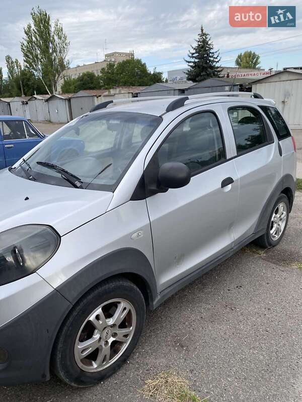 Позашляховик / Кросовер Chery Beat 2012 в Запоріжжі фото 6 Позашляховик / Кросовер Chery Beat 2012 в Запоріжжі