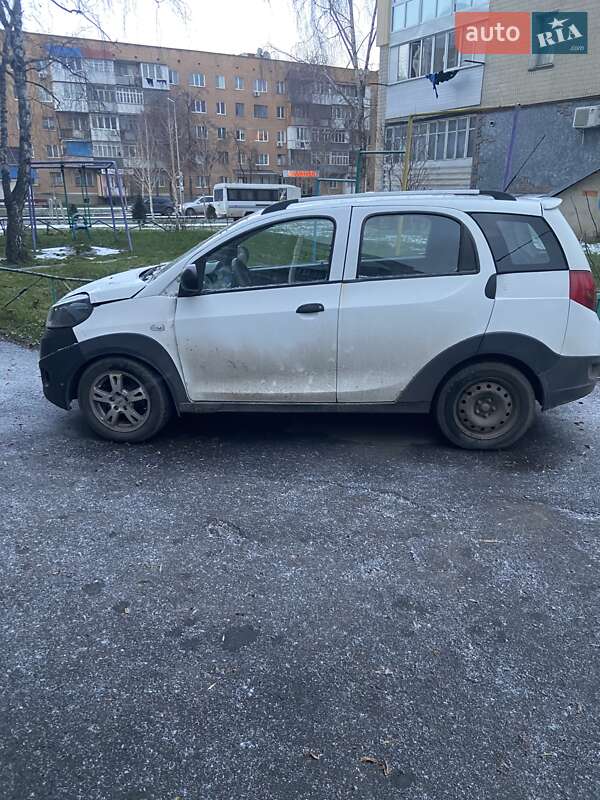 Внедорожник / Кроссовер Chery Beat 2013 в Могилев-Подольске