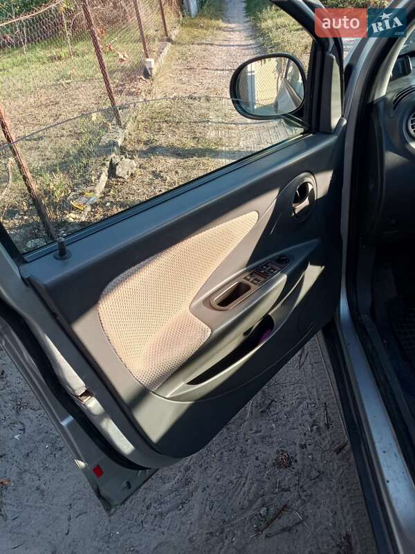 Позашляховик / Кросовер Chery Beat 2012 в Кам'янському фото 4 Позашляховик / Кросовер Chery Beat 2012 в Кам'янському