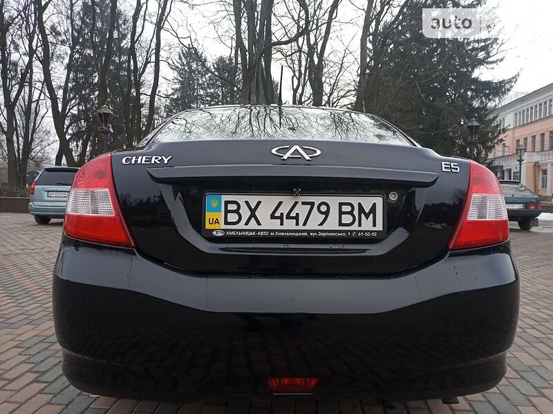 Седан Chery E5 2014 в Звягеле