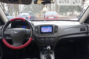 Седан Chery E5 2014 в Звягеле