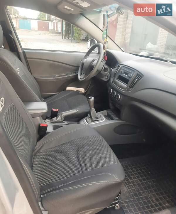Седан Chery E5 2014 в Львове