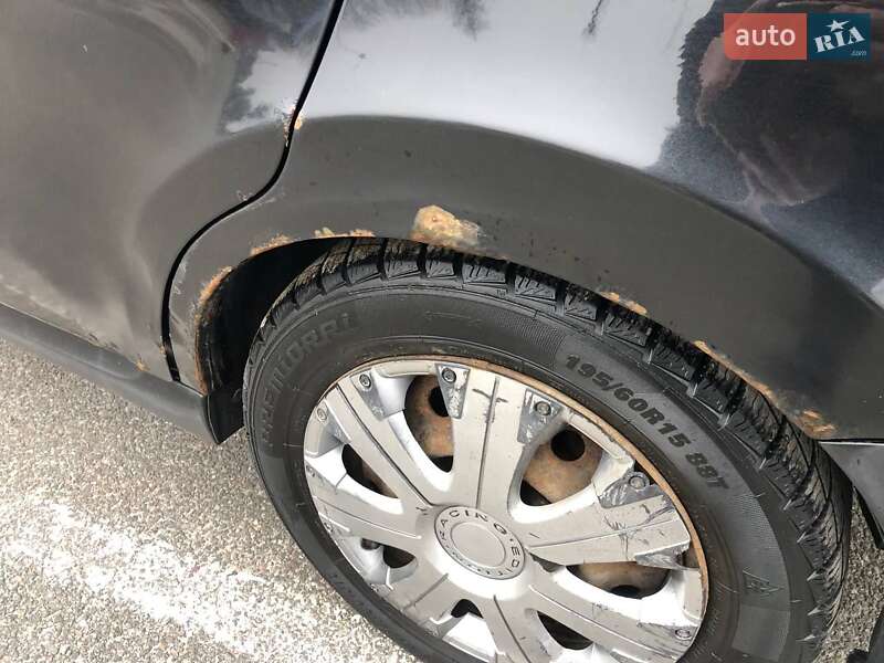 Седан Chery E5 2014 в Радехове