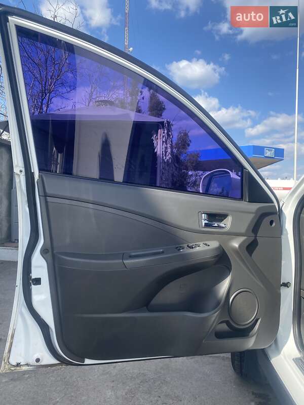 Седан Chery E5 2013 в Вознесенске