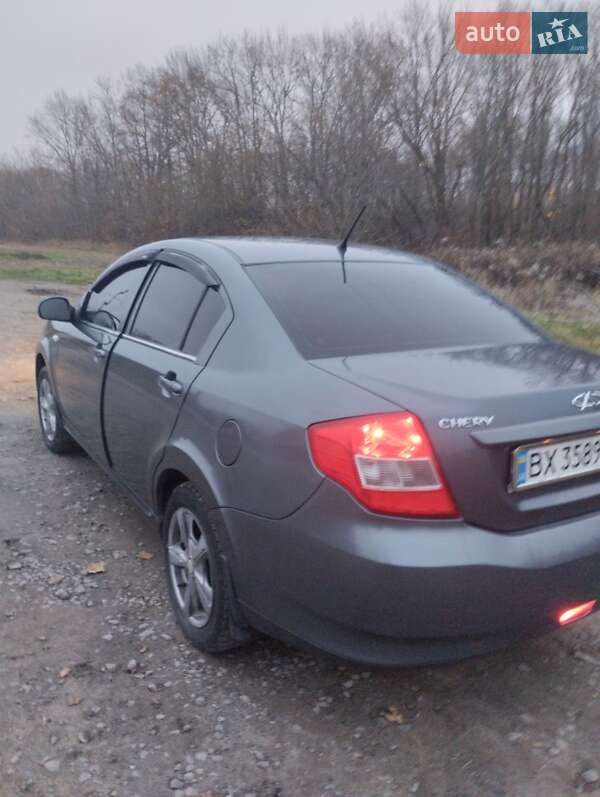 Седан Chery E5 2014 в Изяславе