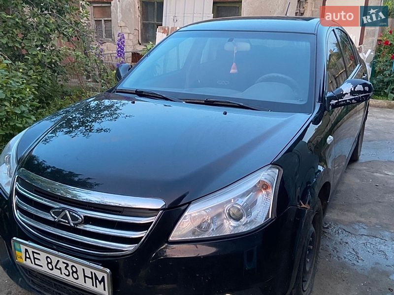 Седан Chery E5 2014 в Комсомольском