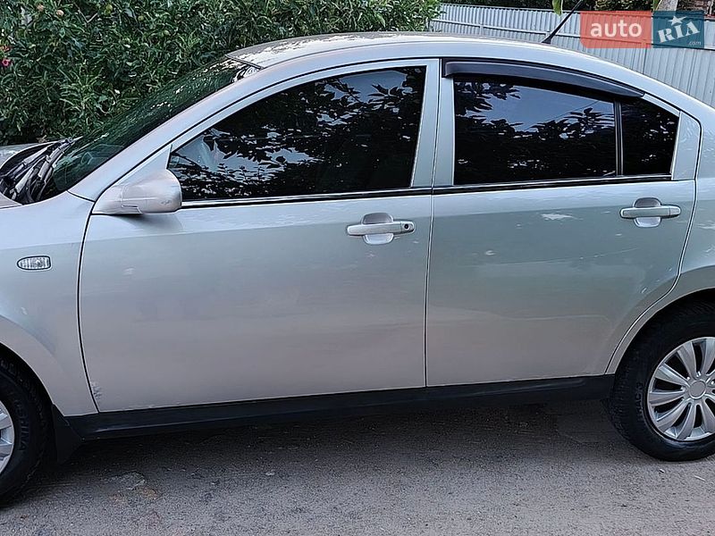 Седан Chery E5 2014 в Кобеляках