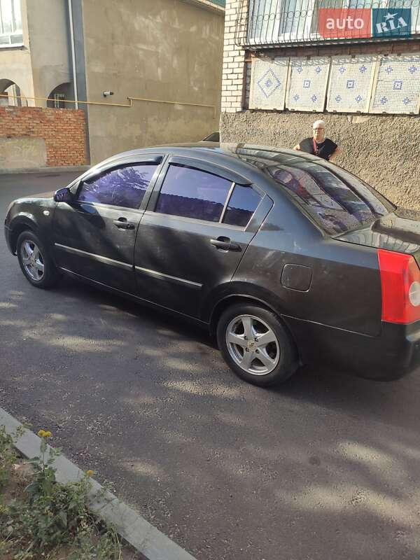 Седан Chery Elara 2007 в Николаеве