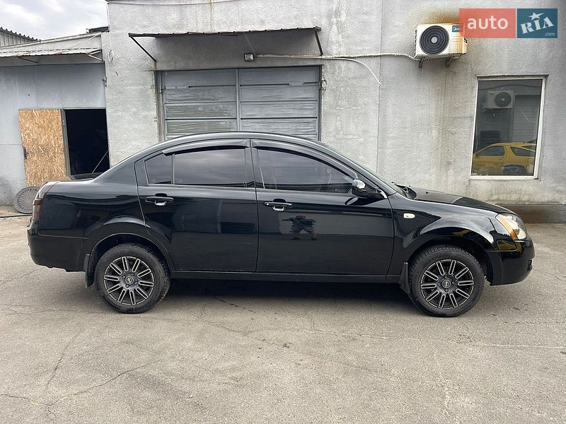 Седан Chery Elara 2011 в Киеве
