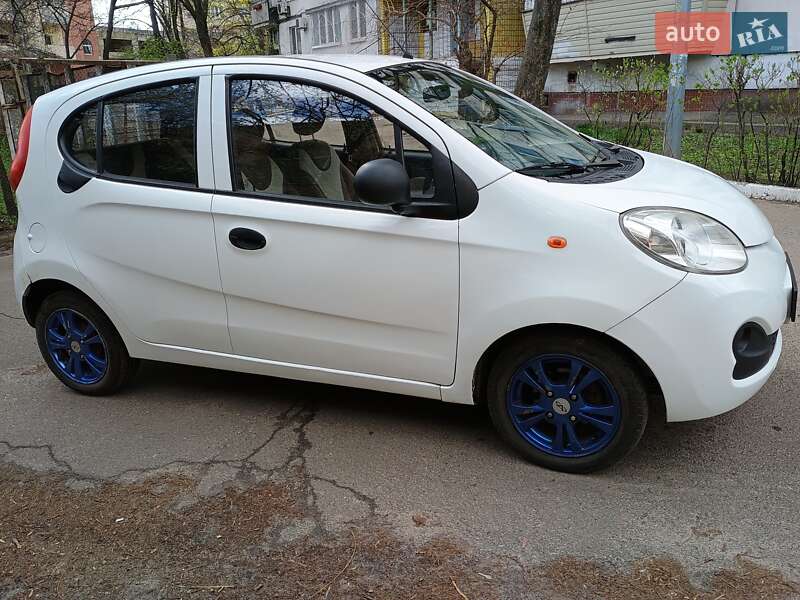 Хэтчбек Chery eQ 2017 в Киеве