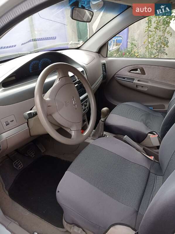 Лифтбек Chery Jaggi 2008 в Сарате фото 4 Лифтбек Chery Jaggi 2008 в Сарате