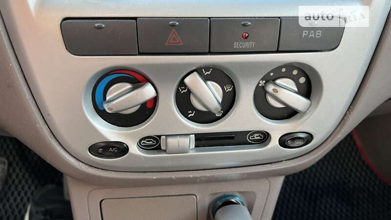 Лифтбек Chery Jaggi 2008 в Житомире