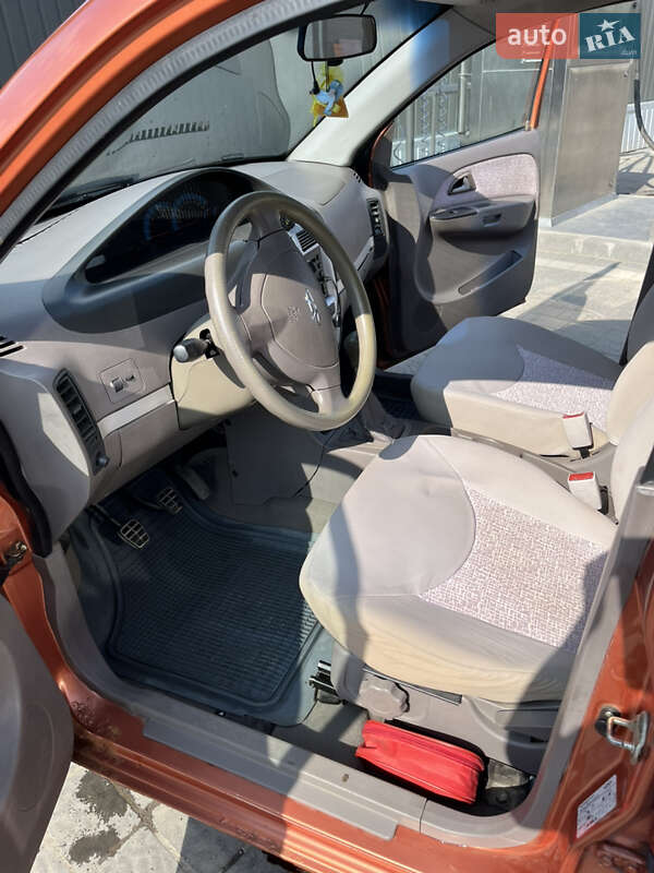 Лифтбек Chery Jaggi 2008 в Тлумаче фото 5 Лифтбек Chery Jaggi 2008 в Тлумаче