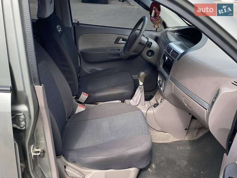 Лифтбек Chery Jaggi 2008 в Николаеве