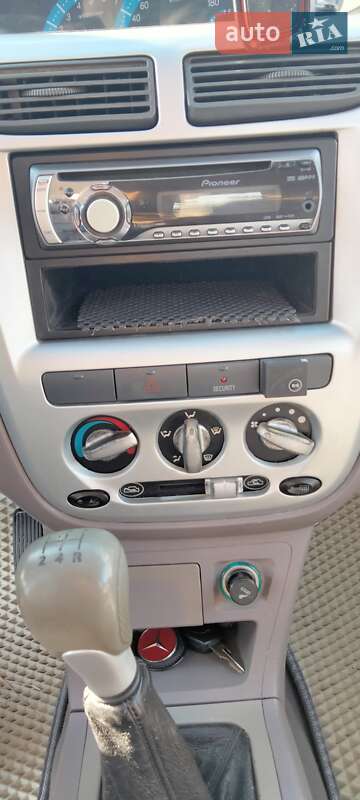 Лифтбек Chery Jaggi 2007 в Ровно