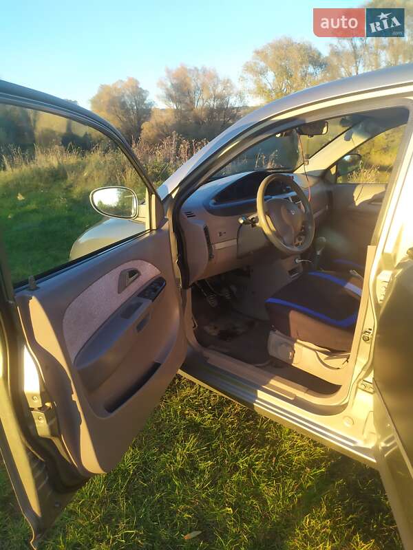 Ліфтбек Chery Jaggi 2008 в Миколаєві