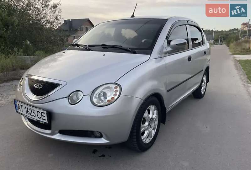 Лифтбек Chery Jaggi 2008 в Кельменцах