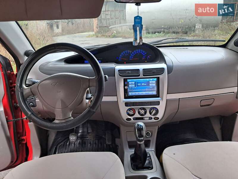 Лифтбек Chery Jaggi 2007 в Летичеве