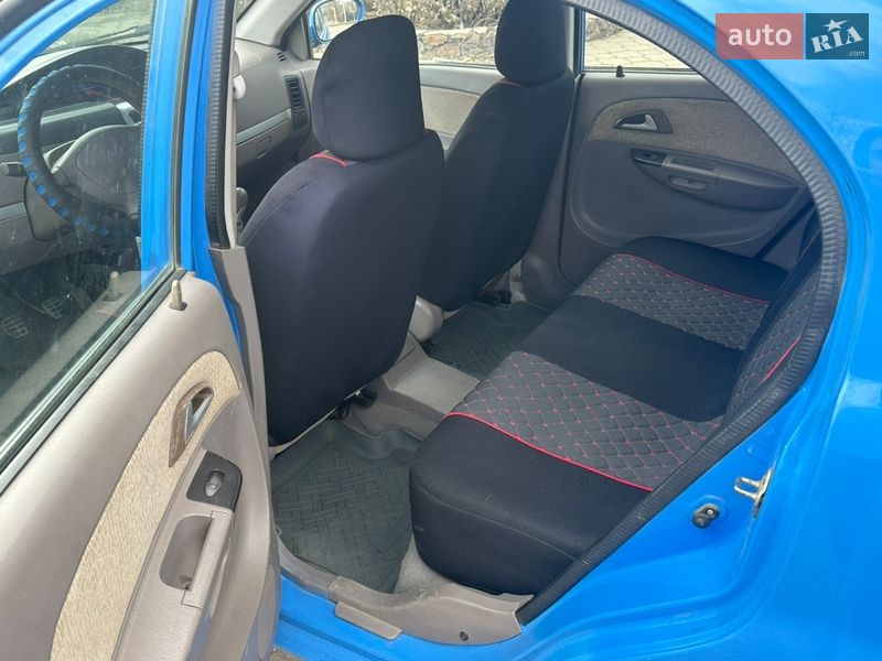 Лифтбек Chery Jaggi 2007 в Новом Буге
