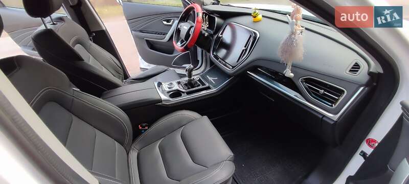 Внедорожник / Кроссовер Chery Jetour X70 2022 в Коростене