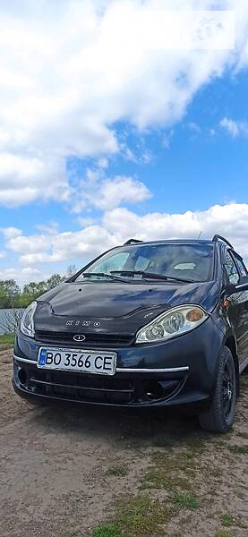 Ліфтбек Chery Kimo 2008 в 
