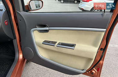 Хэтчбек Chery Kimo 2008 в 