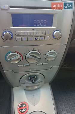 Хэтчбек Chery Kimo 2008 в 