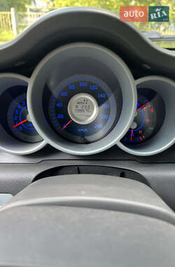 Хэтчбек Chery Kimo 2012 в 