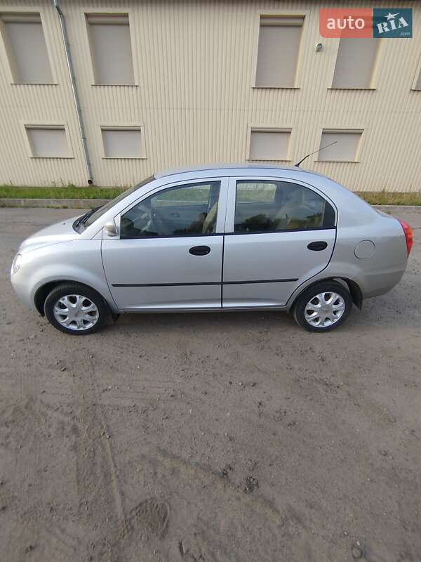 Хэтчбек Chery Kimo 2008 в 