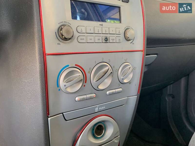 Хэтчбек Chery Kimo 2008 в Николаеве