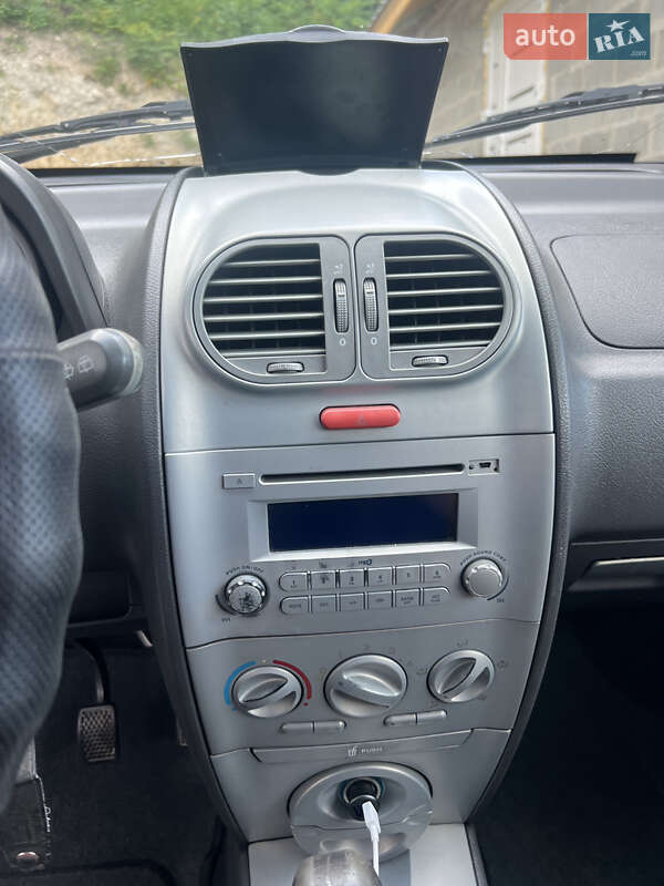 Хетчбек Chery Kimo 2008 в Виноградові