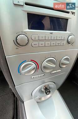 Хэтчбек Chery Kimo 2011 в 
