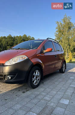 Хэтчбек Chery Kimo 2008 в 