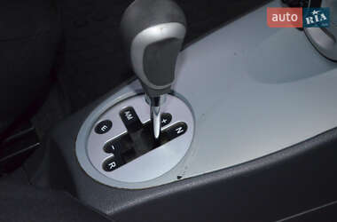 Хэтчбек Chery Kimo 2012 в 