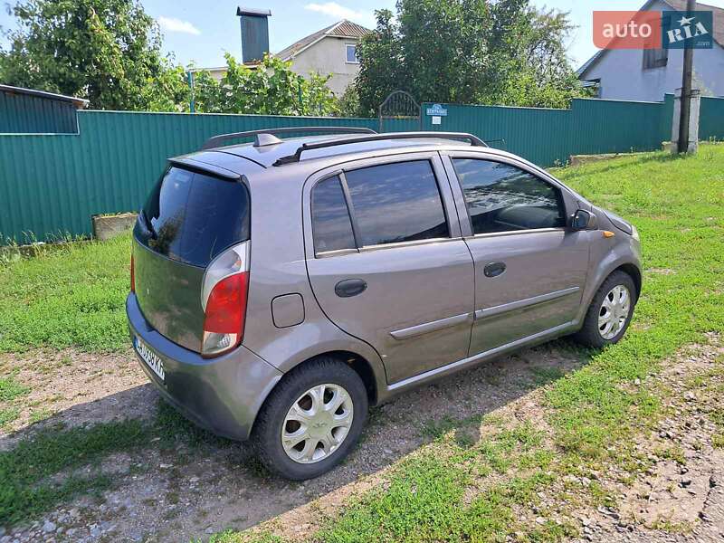 Хэтчбек Chery Kimo 2008 в Баре фото Хэтчбек Chery Kimo 2008 в Баре