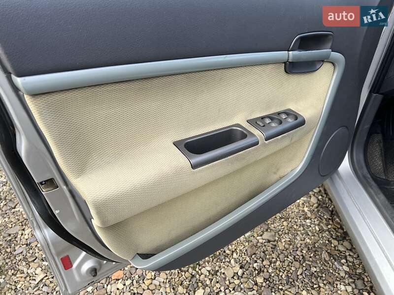 Хетчбек Chery Kimo 2011 в Рудниках фото 27 Хетчбек Chery Kimo 2011 в Рудниках