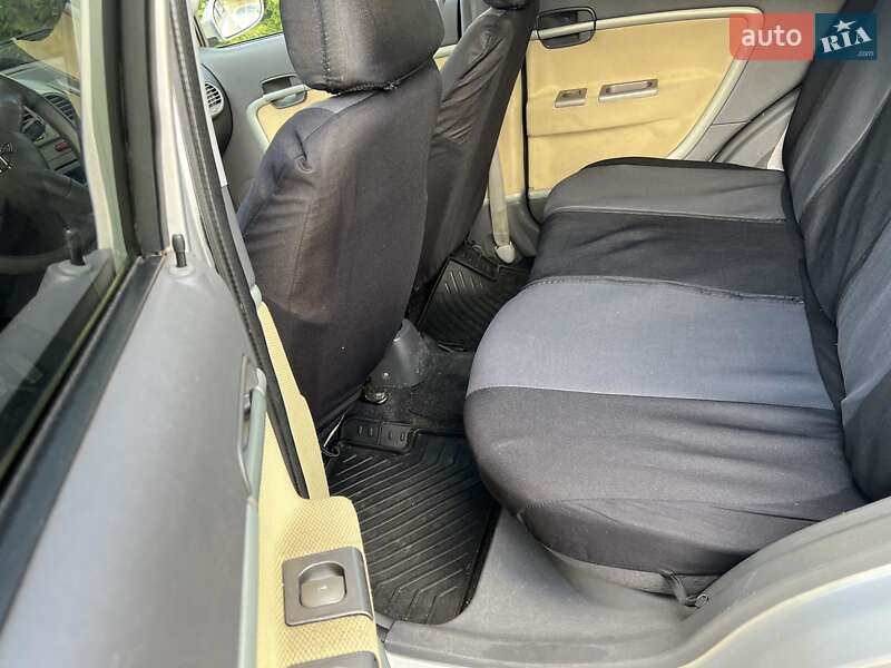 Хетчбек Chery Kimo 2011 в Рудниках фото 30 Хетчбек Chery Kimo 2011 в Рудниках