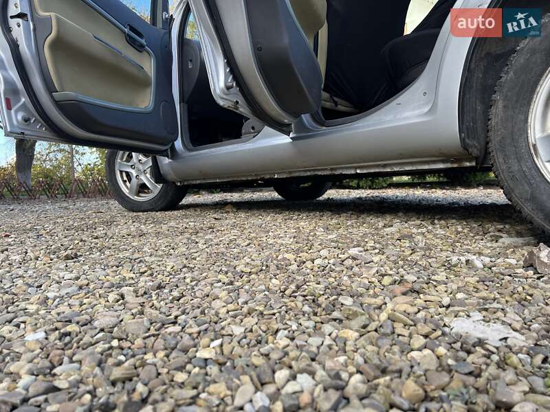 Хетчбек Chery Kimo 2011 в Рудниках фото 44 Хетчбек Chery Kimo 2011 в Рудниках