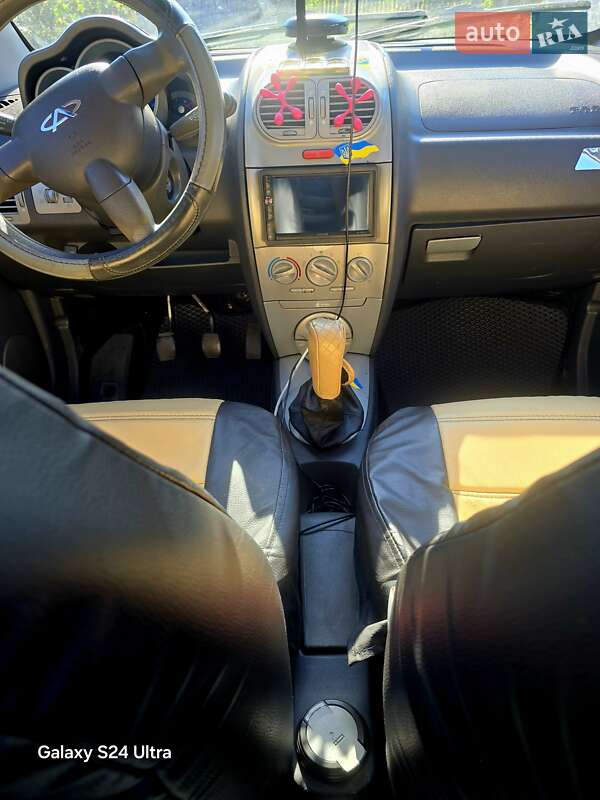 Хэтчбек Chery Kimo 2008 в Радомышле