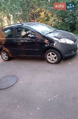 Хэтчбек Chery Kimo 2013 в  фото 3 Хэтчбек Chery Kimo 2013 в