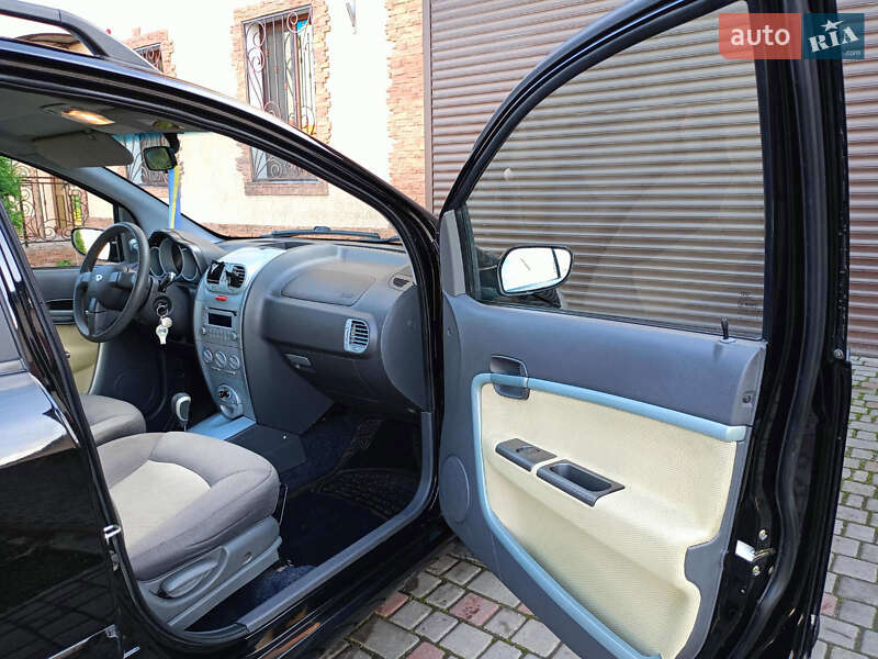 Хэтчбек Chery Kimo 2011 в Килии