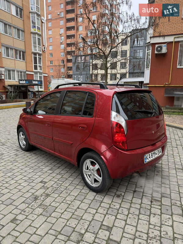 Хэтчбек Chery Kimo 2011 в Ирпене