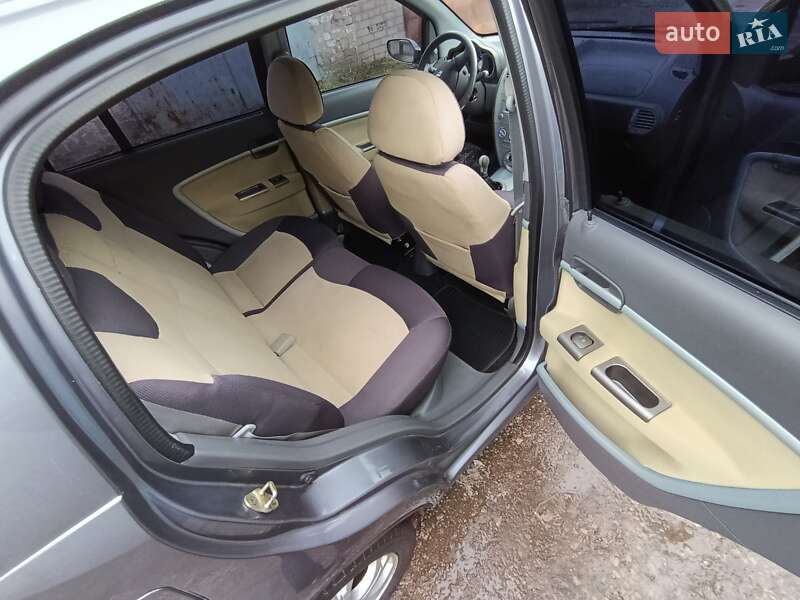 Хетчбек Chery Kimo 2008 в Кривому Розі