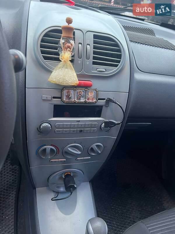 Хэтчбек Chery Kimo 2011 в Киеве фото 16 Хэтчбек Chery Kimo 2011 в Киеве