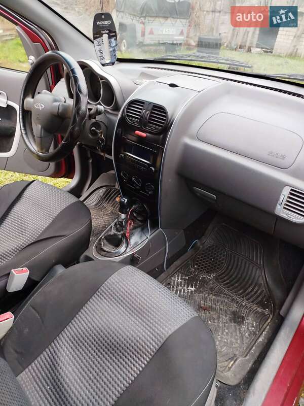 Хэтчбек Chery Kimo 2008 в Южноукраинске