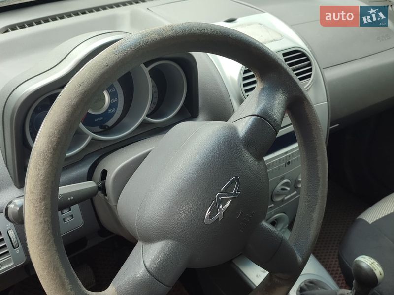 Хетчбек Chery Kimo 2008 в Вишневому фото 8 Хетчбек Chery Kimo 2008 в Вишневому