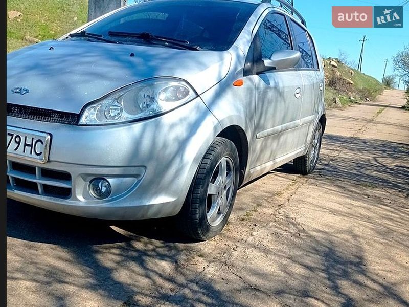 Chery Kimo 2013