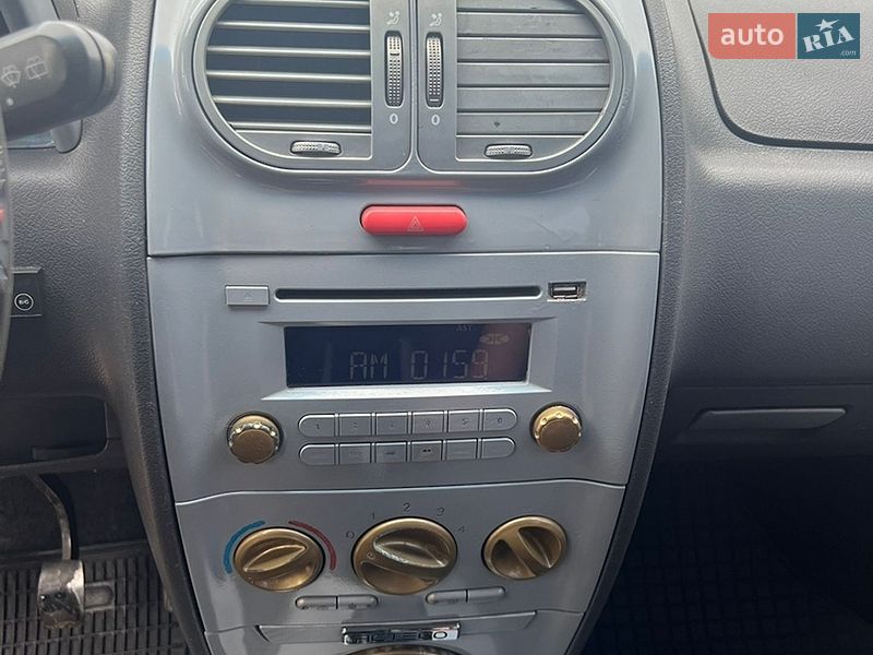 Хэтчбек Chery Kimo 2008 в Чернигове