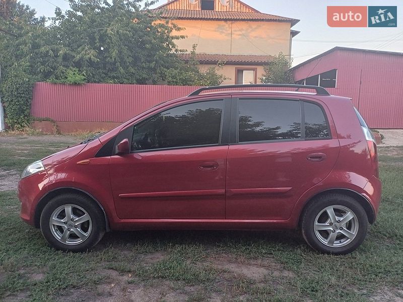 Chery Kimo 2011
