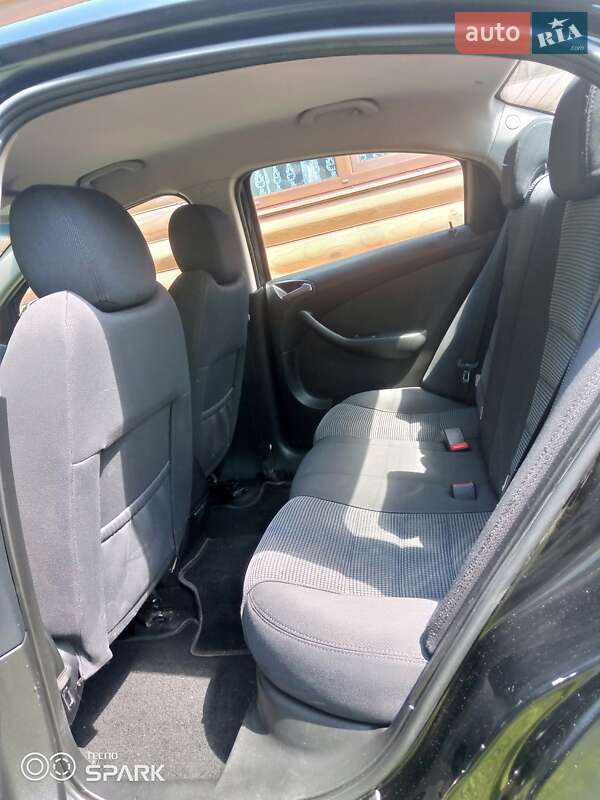Седан Chery M11 2012 в Рахове